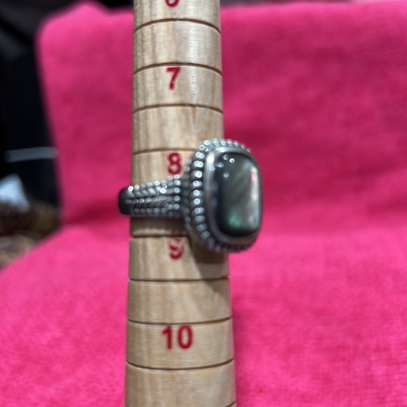 Vintage Ring - Picture 6 of 8